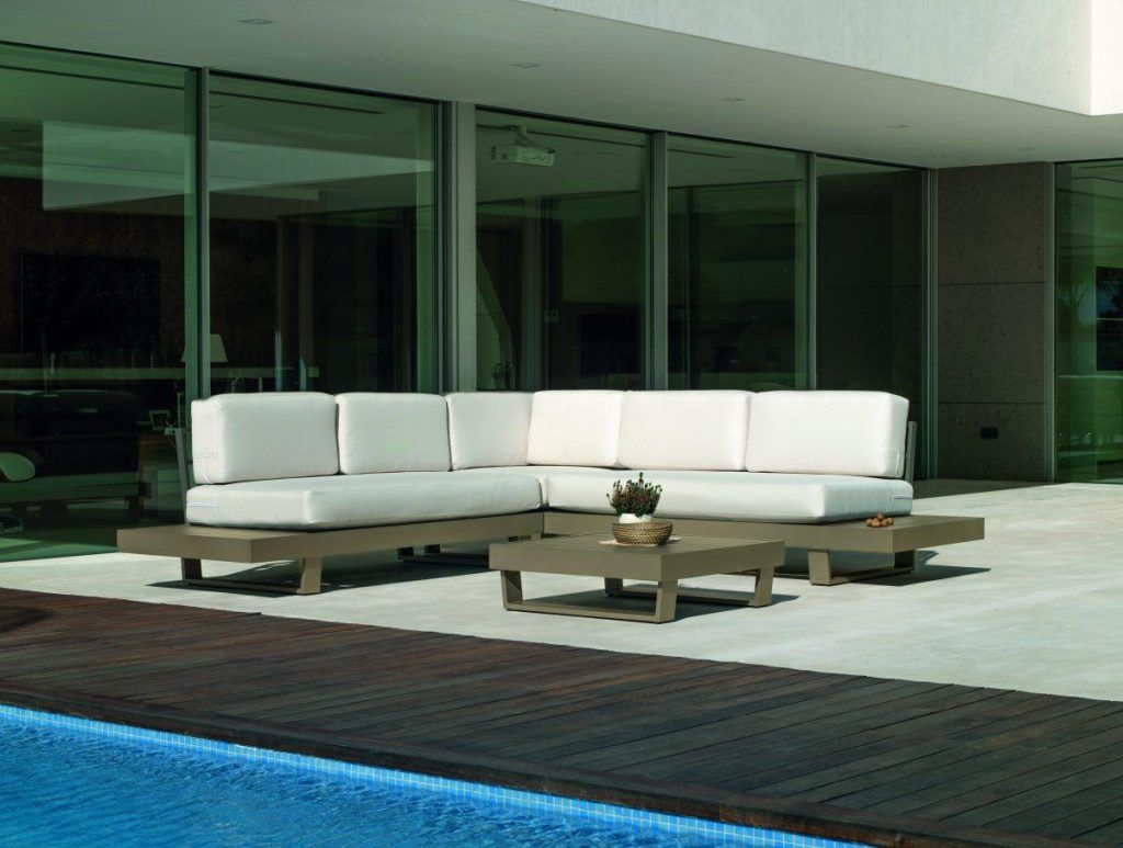 garden furniture in donostia