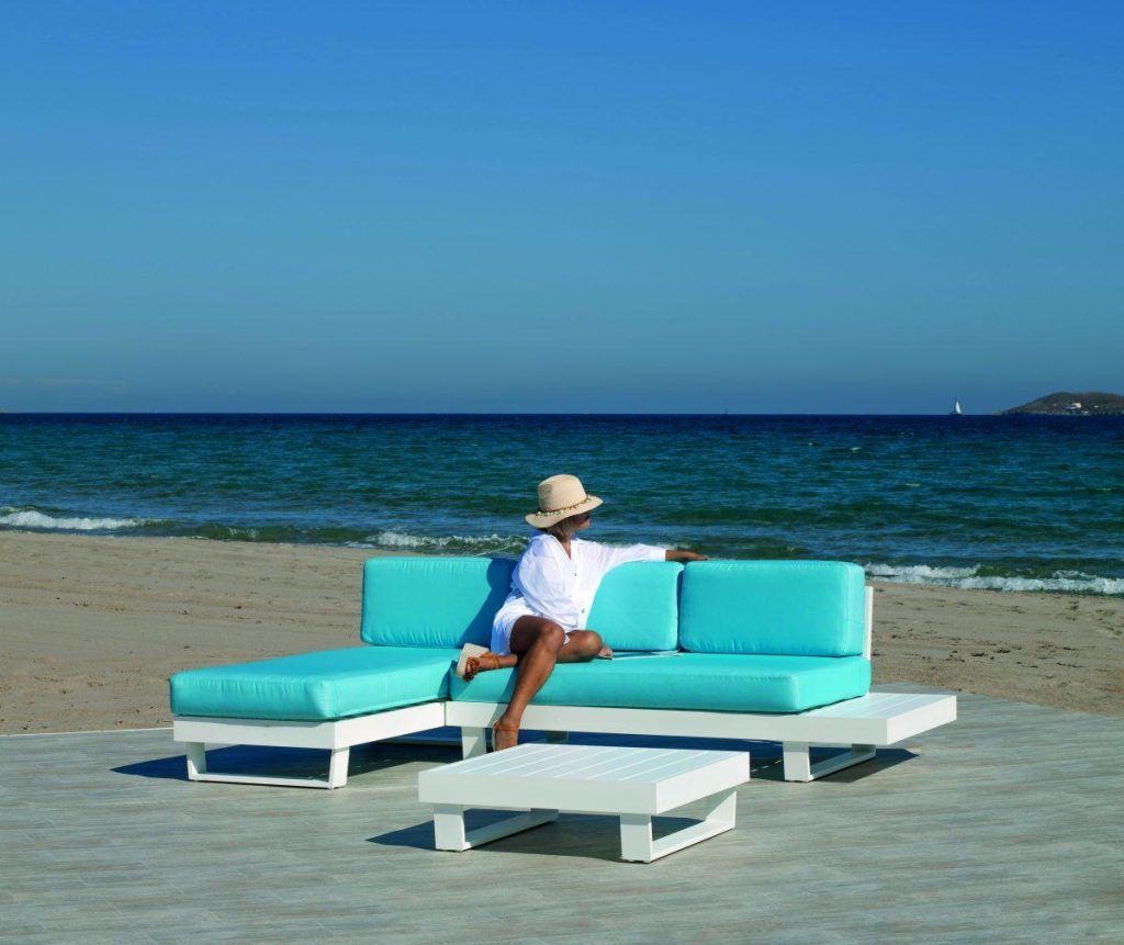 garden furniture in navarra