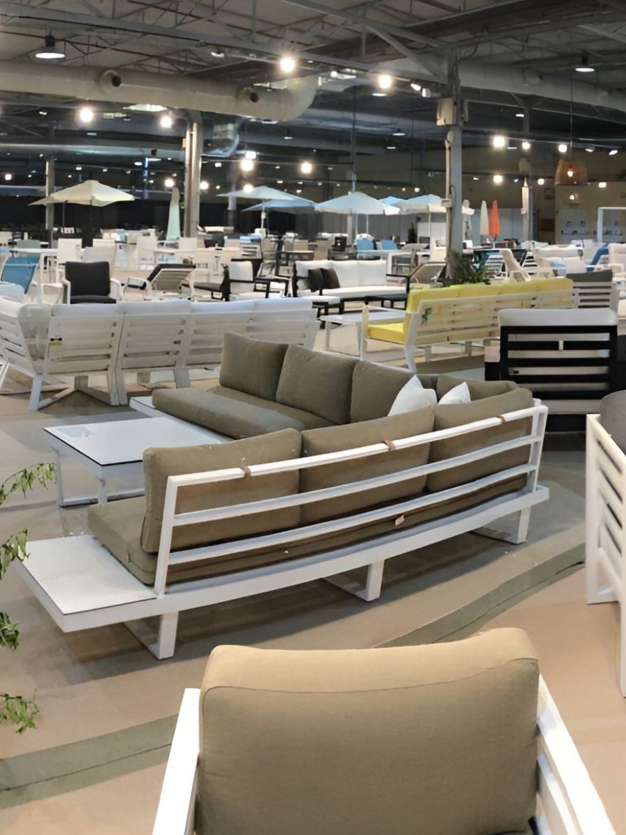 outdoor furniture fair