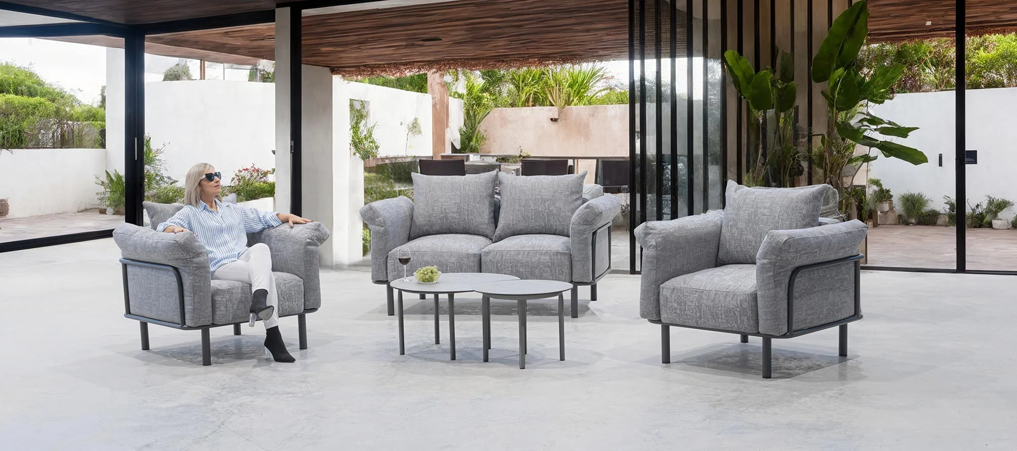 Brandon 2-seater outdoor sofa - Image 3