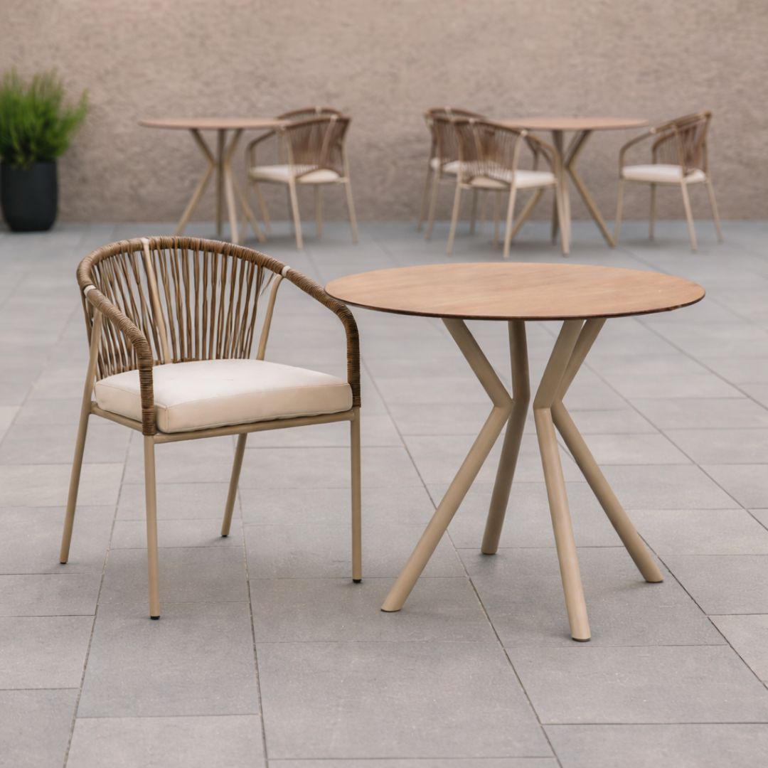 ALDEREN/BEIRUT 80 Hospitality Table and Chair Set