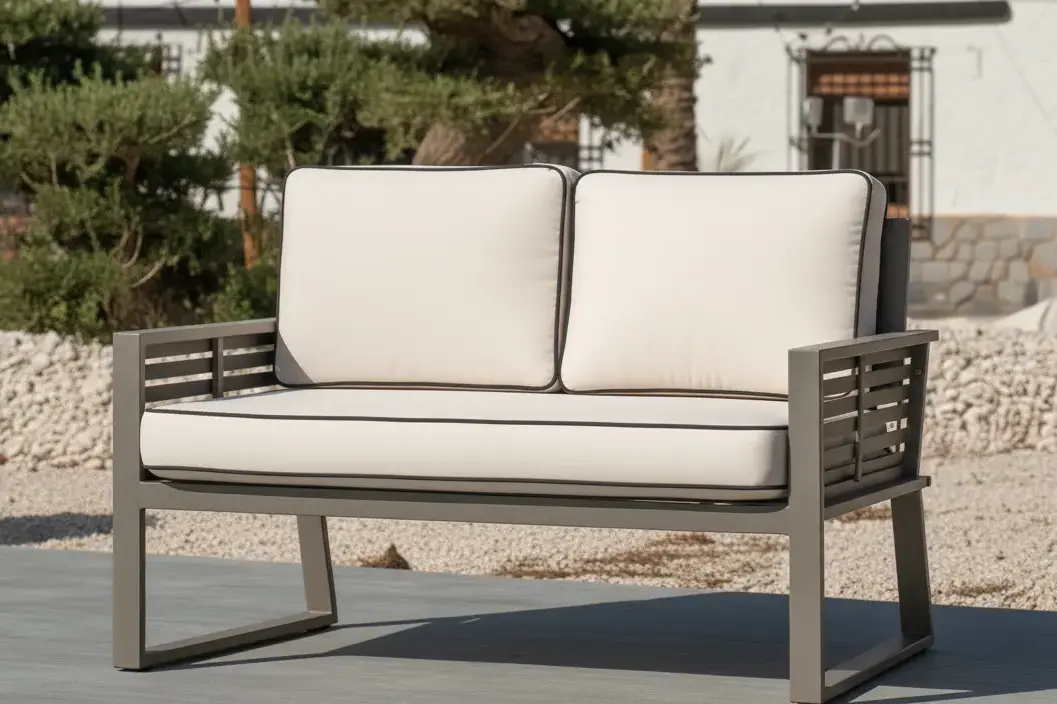 Diva-2 2-Seater Two-Tone Garden Sofa Diva-2 2-Seater Two-Tone Garden Sofa