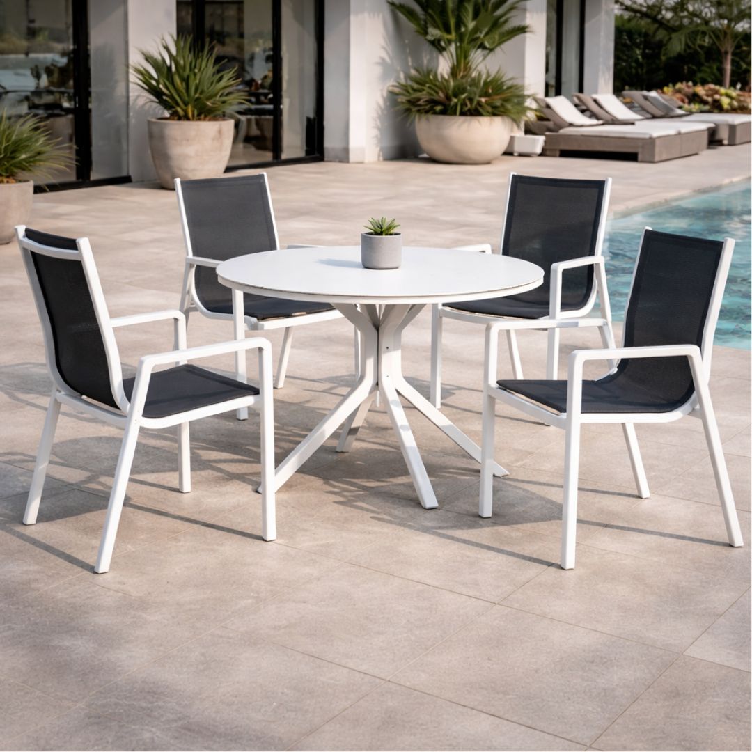 SIDNEY / GIGLIO 120 Hospitality Table and Chairs Set