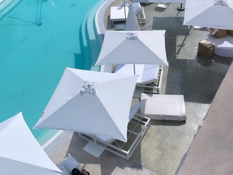 Custom-made parasols