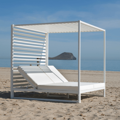 Balinese bed with canopy