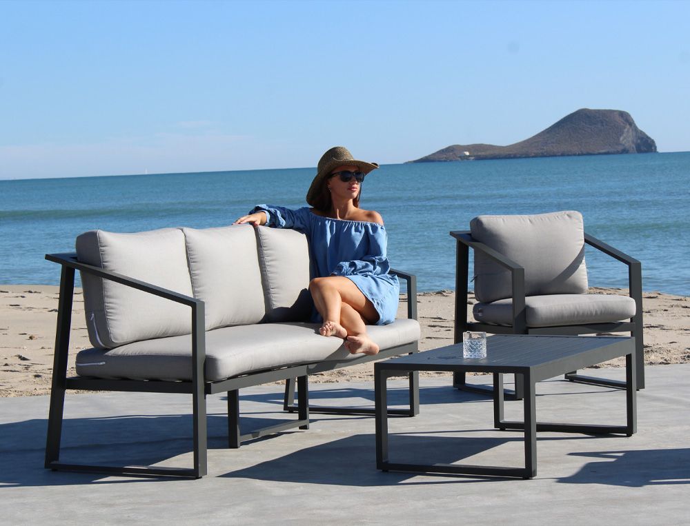 garden furniture in pontevedra