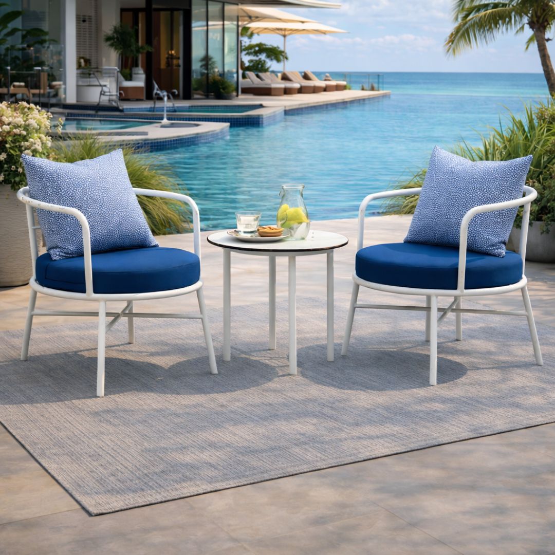LUNA 60 / PUMA Low Table and Two Armchairs Set