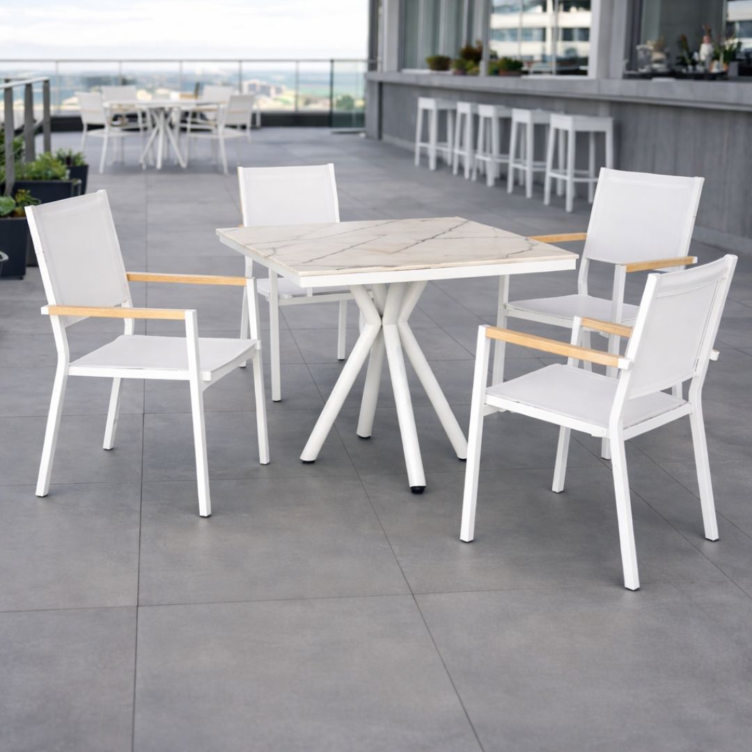 MOASIS/NEMUS 90 Restaurant Table and Chair Set
