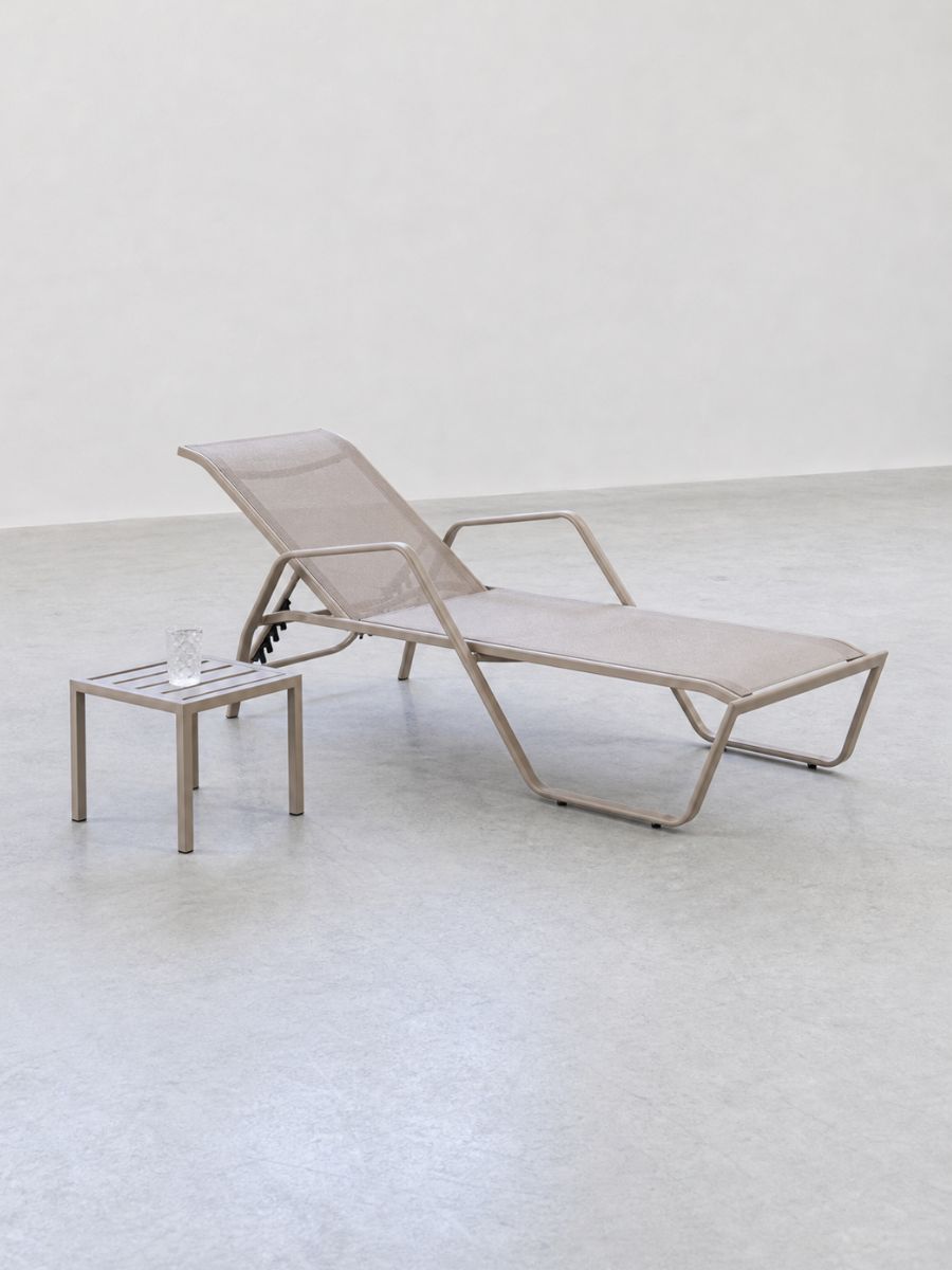 Imperial tall sun lounger Imperial tall sun lounger